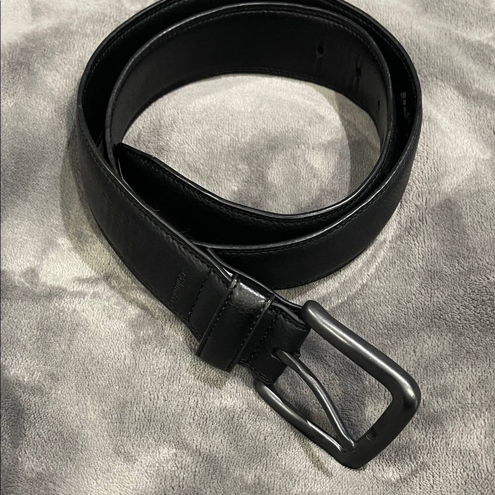 Classic Black Leather Men's Belt with Matte Buckle